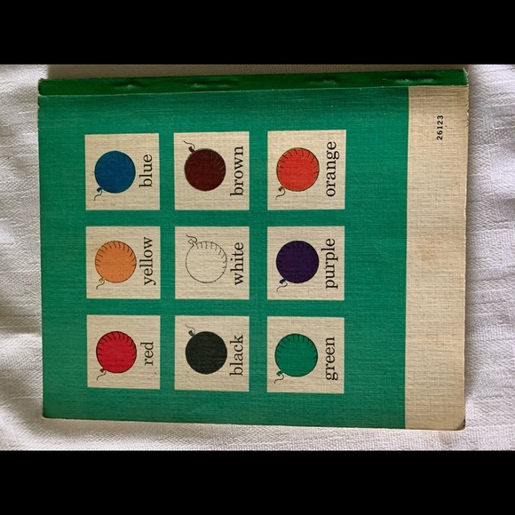 It’s a pre-primer reader by Macmillan - Picture 3 of 3